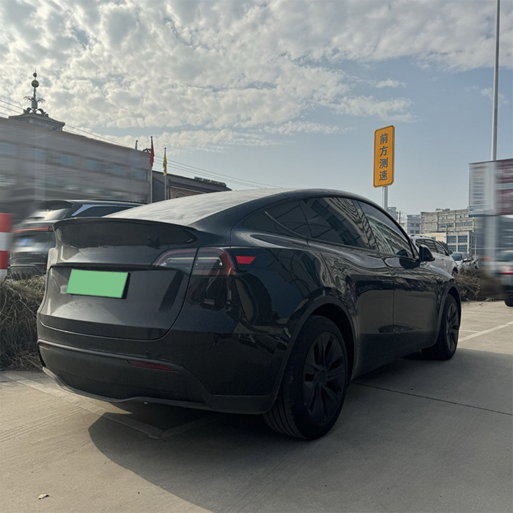Aileron arrière pour Tesla Model Y Original Factory Style Piano Black AutoVision