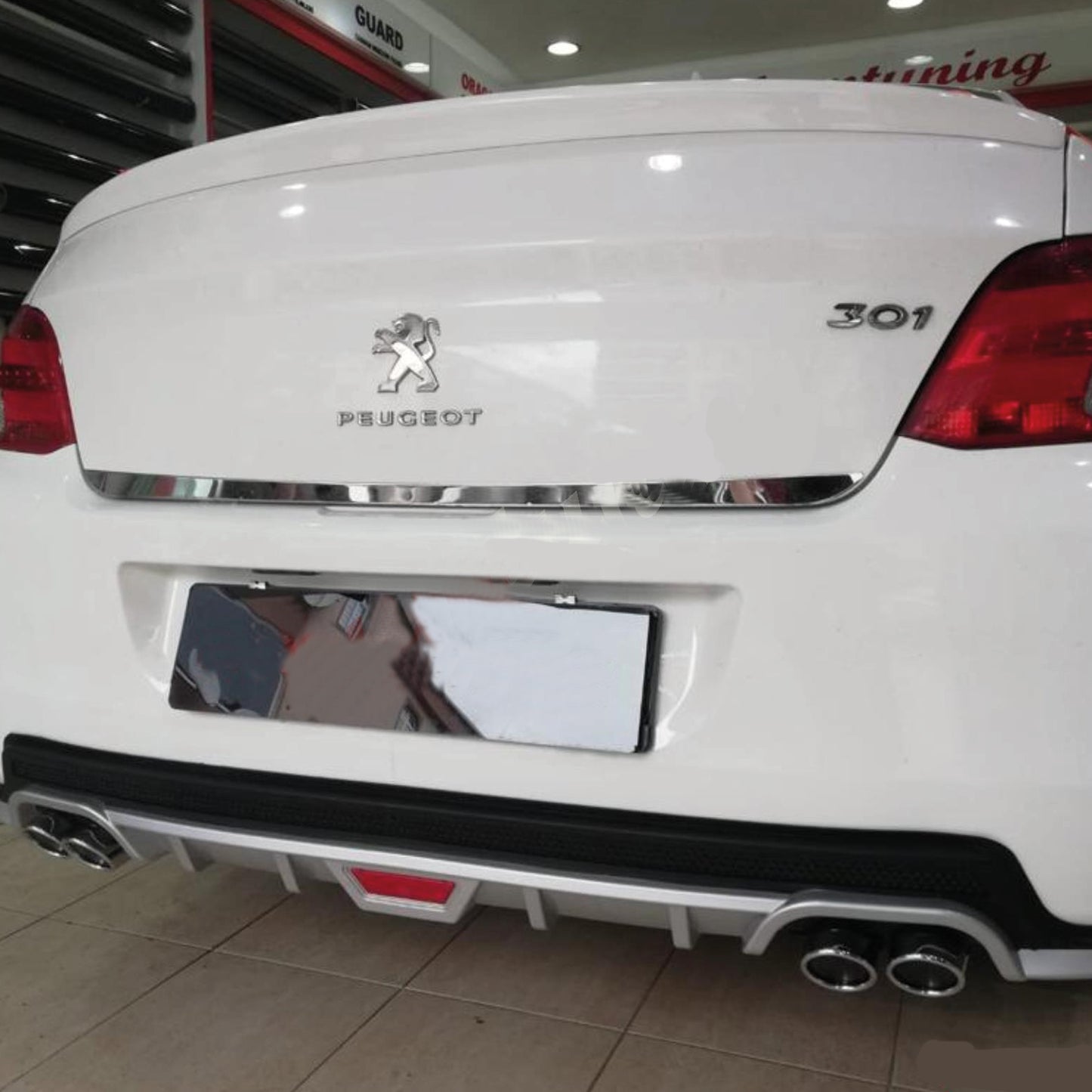 Rear Diffuser for UNI Type CO Model Custom Style Car Styling Diffüser Rear Body Kit Spoiler Bumper Lip Splitter
