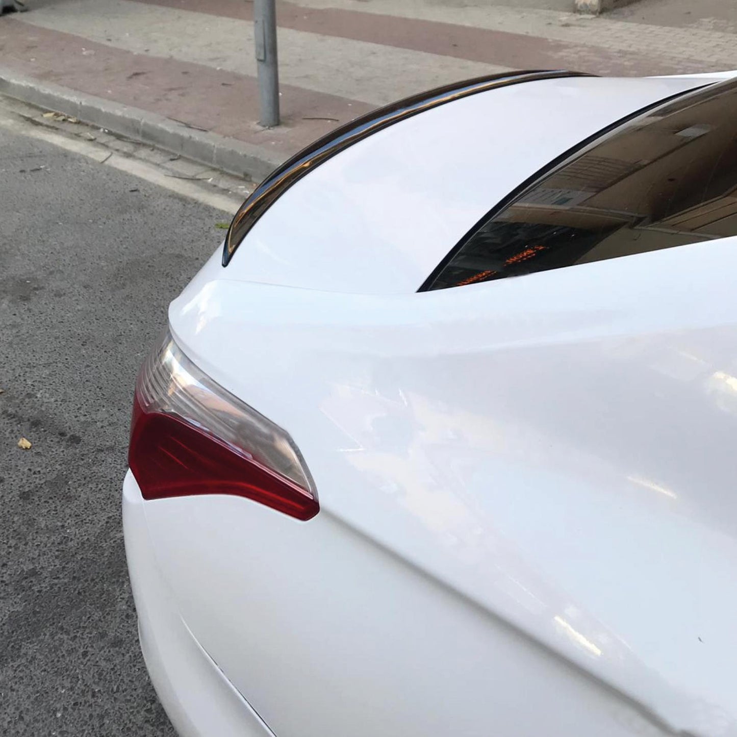 Aileron arrière pour tous les modèles Aileron de coffre en plastique noir brillant Options de couleur