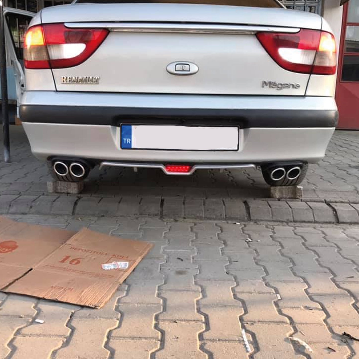 Rear Diffuser for UNI Type U Model Custom Style Car Styling Diffüser Rear Body Kit Spoiler Bumper Lip Splitter