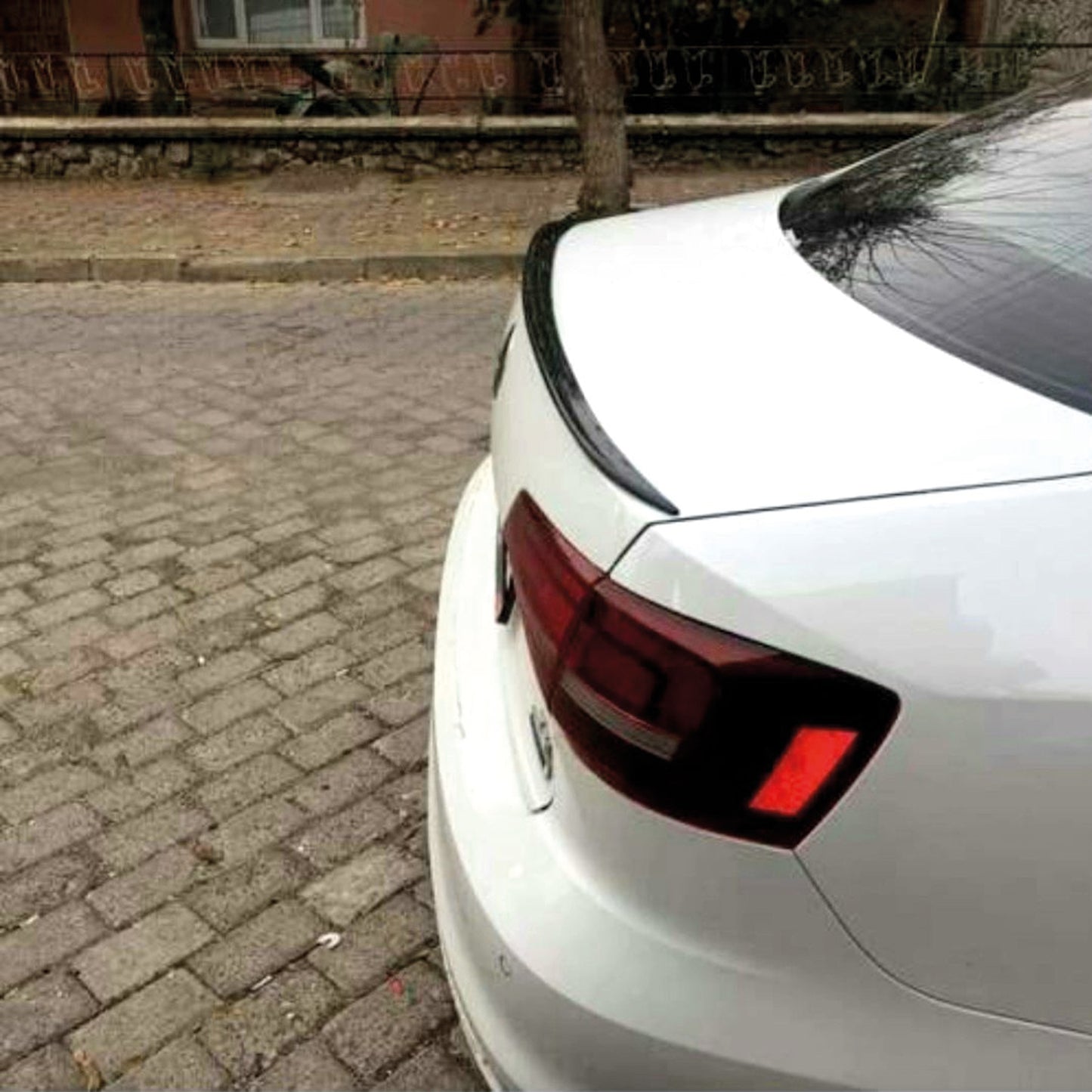 Aileron arrière pour tous les modèles Aileron de coffre en plastique noir brillant Options de couleur