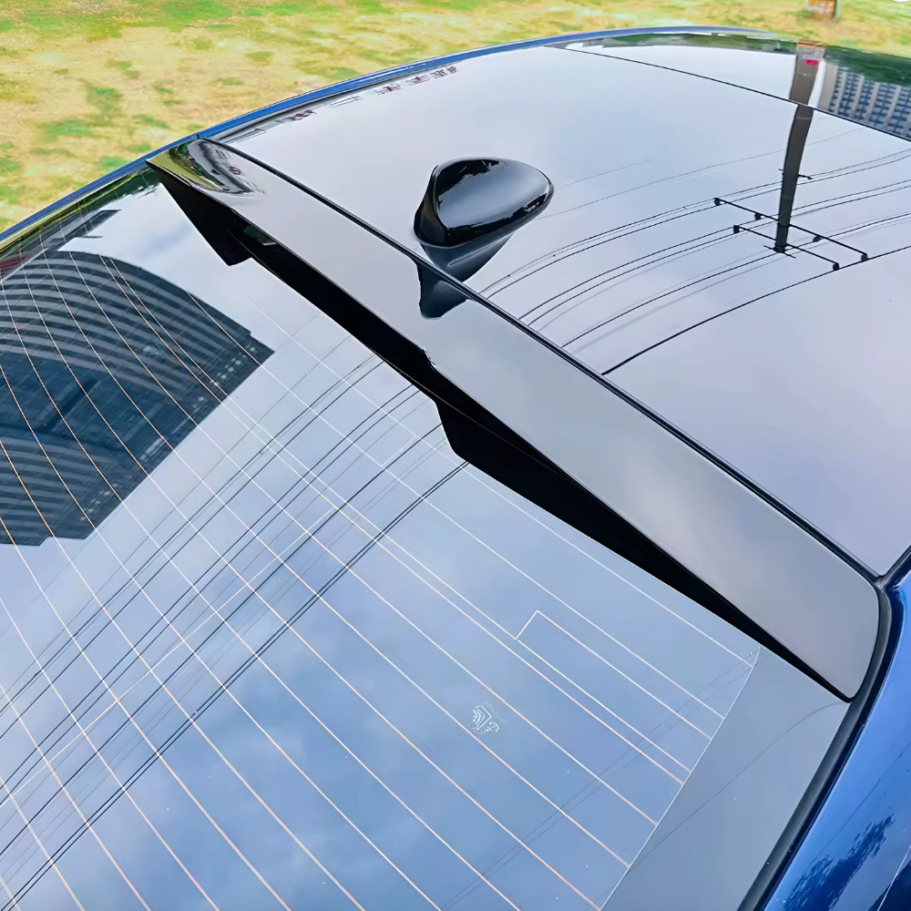 For Alfa Romeo Giulia 2015+ Roof Spoiler Piano Black ABS Plastic Sport Style Exterior Trim