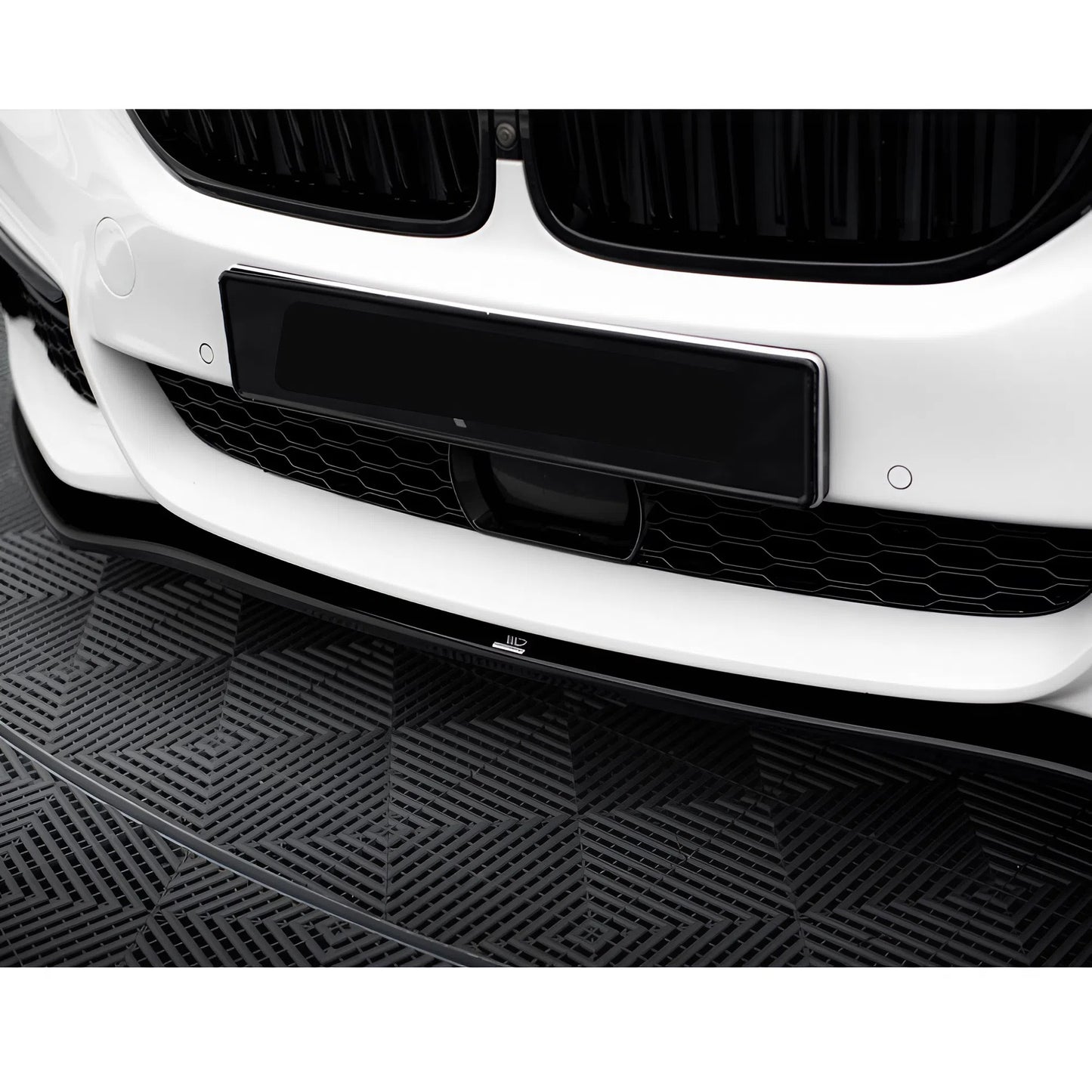 For BMW 5 Series G30 G31 M-Pack 2017-2020 Front Splitter Gloss Black ABS Plastic Sport Design Easy Installation
