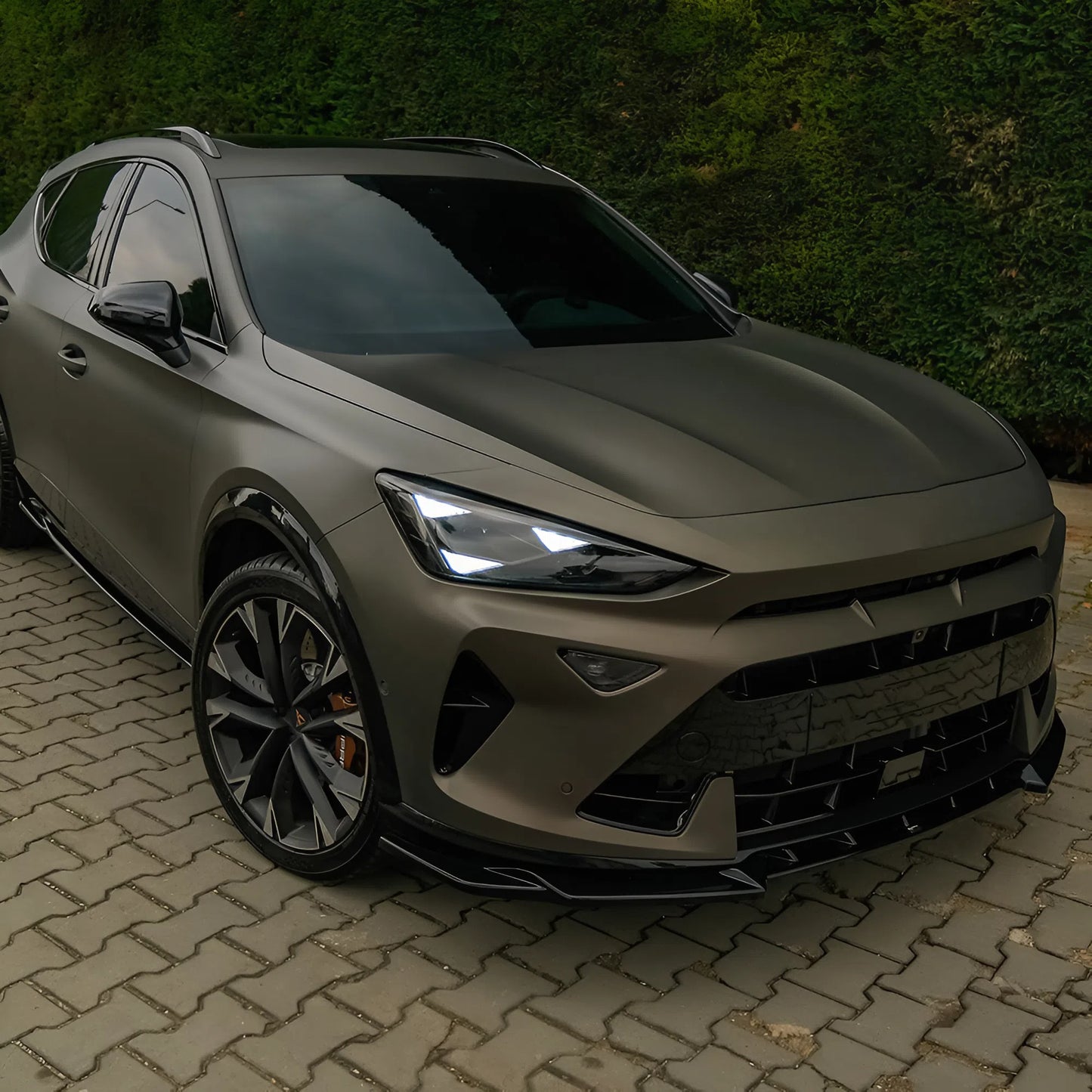 For CUPRA Formentor MK1 Facelift 2024+ Front Splitter Gloss Black ABS Plastic Sport Design Easy Installation
