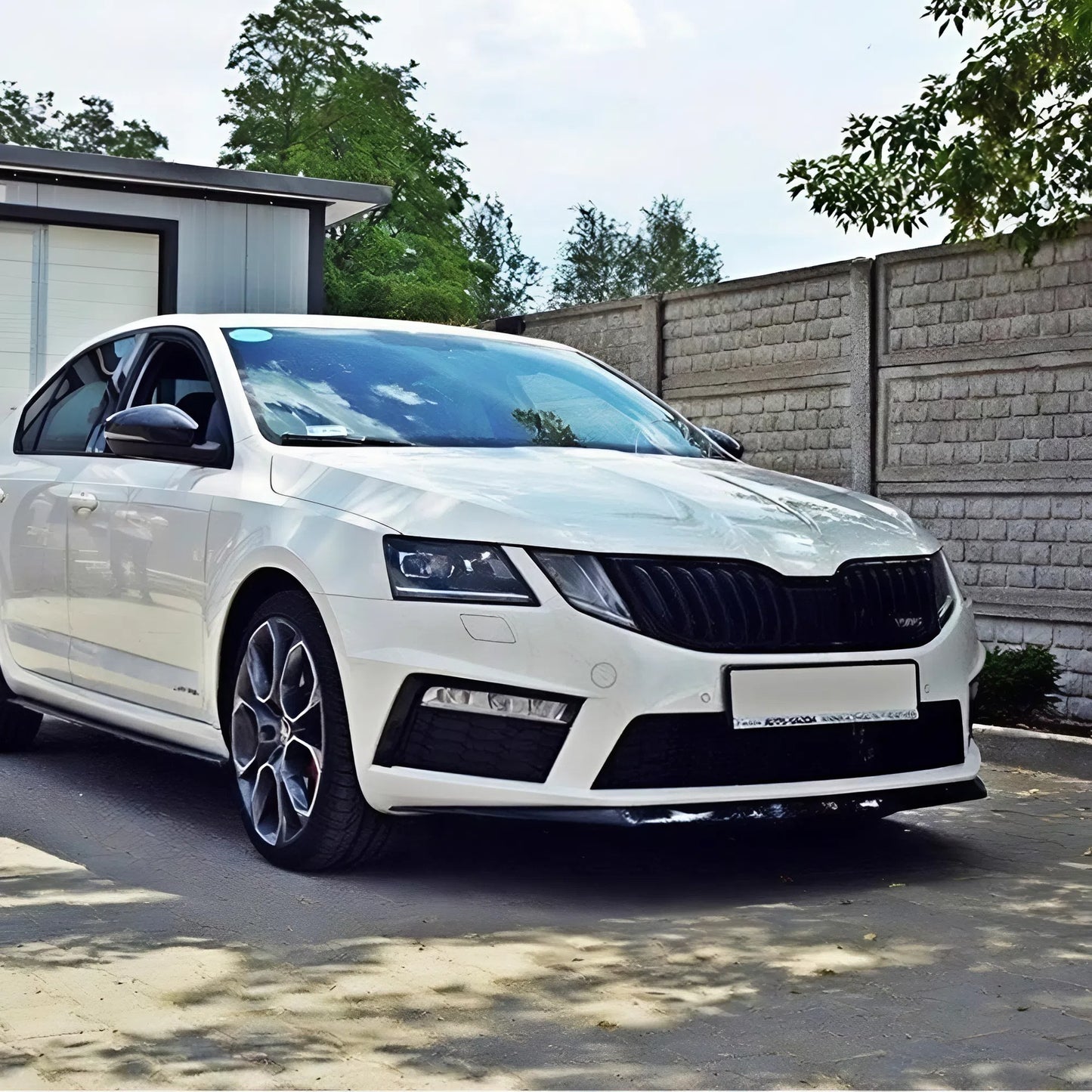 For Skoda Octavia MK3 RS FL 2017+ Front Bumper Lip Max VRS V2 Design Gloss Black ABS Plastic Sport Extension