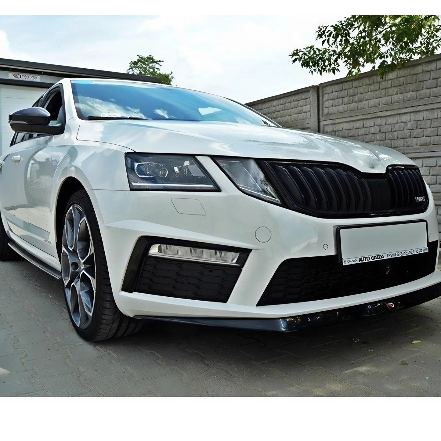 For Skoda Octavia MK3 RS FL 2017+ Front Bumper Lip Max VRS V2 Design Gloss Black ABS Plastic Sport Extension