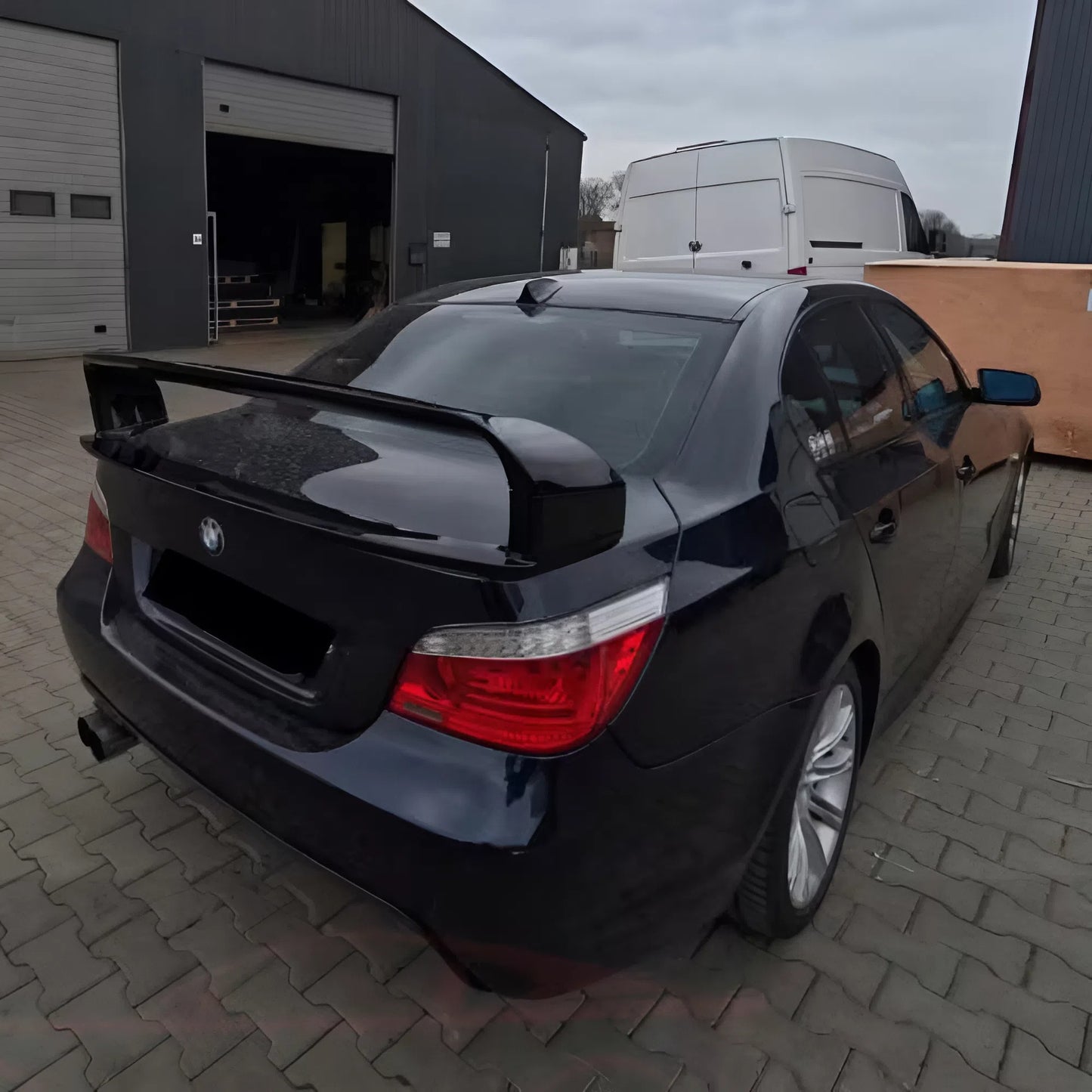 For BMW 5 Series E60 Double Layers Rear Spoiler 2004-2010 Glossy Black ABS Plastic Sport Design