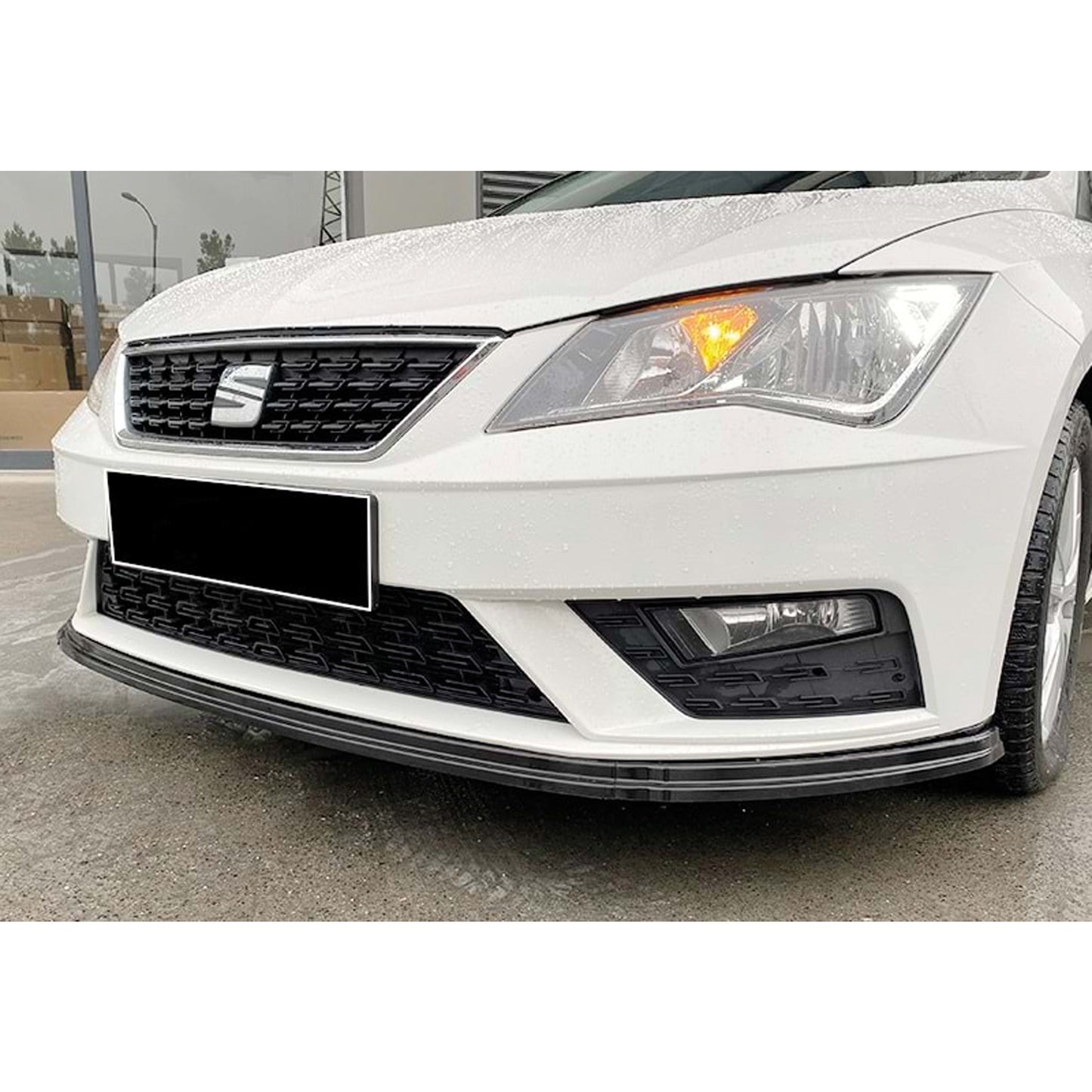 Autovision for Seat Leon MK3 FL 2017-2020 Front Bumper Lip Piano Black Vacuum